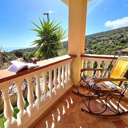 شقة Vista Mare E Montagna كالا غونوني المظهر الخارجي الصورة